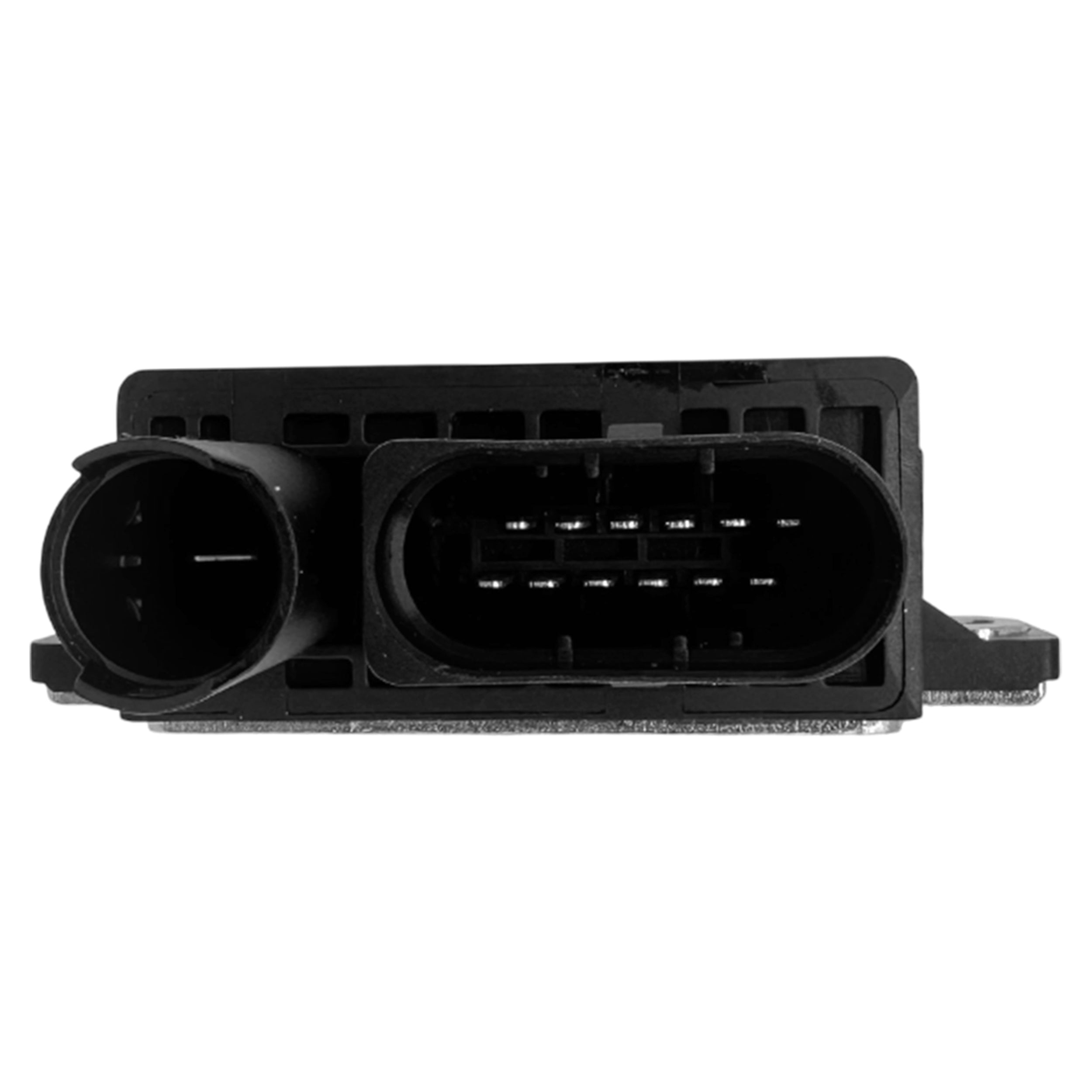 Glow plug relay electrical module 12217786821 rear connector view