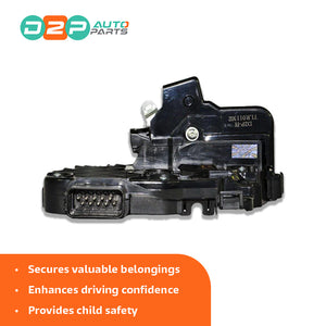 Discovery Mk3 rear right door latch assembly detailed photo