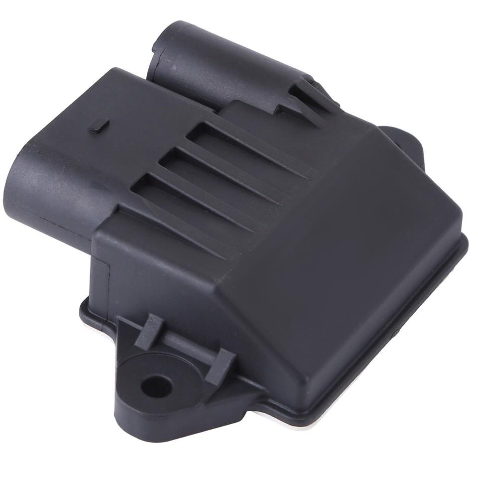 Glow plug relay control unit A6429001402 close detail