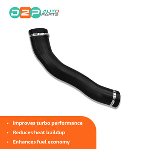 Flexible turbo intercooler hose for Mitsubishi L200 / Pajero Sport engine bay
